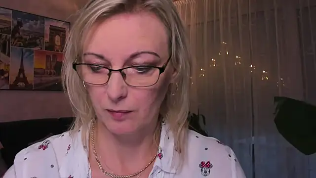 vanessa chat online show from 12/10/24, 02:28