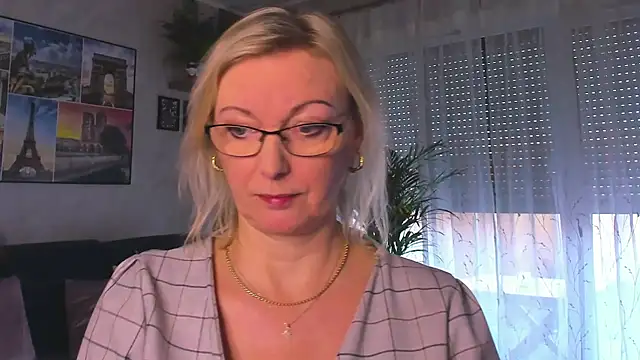 Snapshot of vanessa_chat chatting on 01/18/26, 02:21 vanessa chat online show from 01/18/26, 02:21