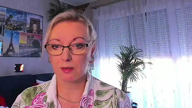 Snapshot of vanessa_chat chatting on 05/25/26, 01:17 vanessa chat online show from 05/25/26, 01:17