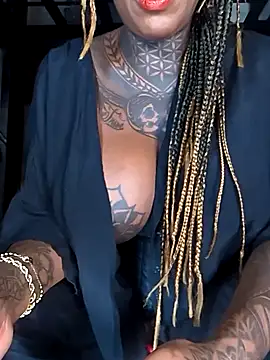 Snapshot of DarkDea chatting on 10/29/25, 05:14 DarkDea online show from 10/29/25, 05:14