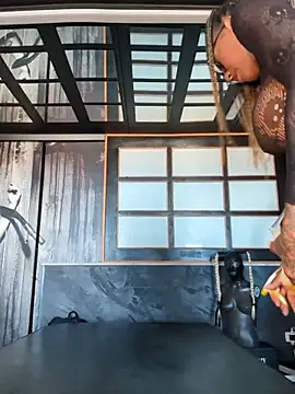 Snapshot of DarkDea chatting on 11/23/25, 01:33 DarkDea online show from 11/23/25, 01:33