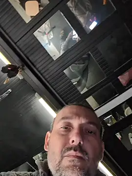 Snapshot of DarkDea chatting on 11/24/25, 03:56 DarkDea online show from 11/24/25, 03:56