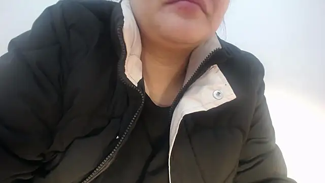 Snapshot of Squirt_tsunami_268 chatting on 02/20/25, 02:40 Squirt tsunami 268 online show from 02/20/25, 02:40
