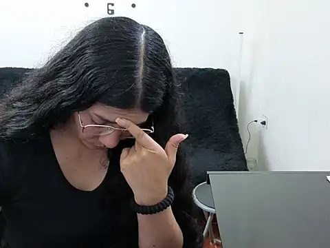 Snapshot of sweety_funny chatting on 03/11/26, 06:47 sweety funny online show from 03/11/26, 06:47