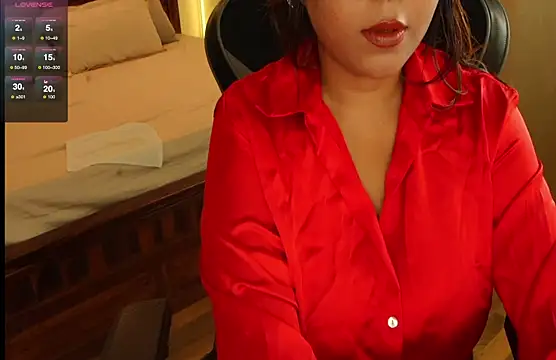 sneha hussy online show from 10/14/25, 01:45