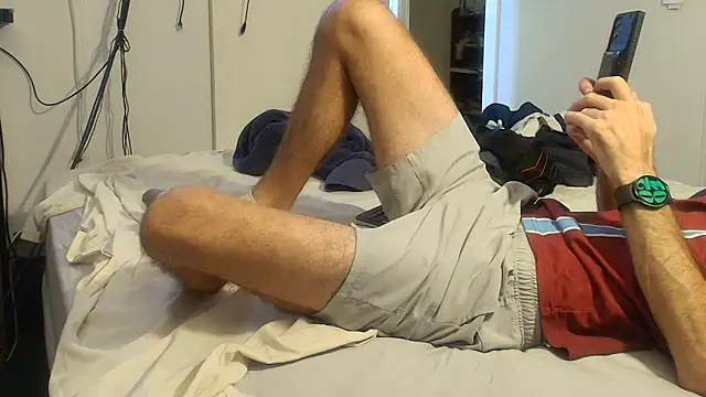 Snapshot of midnight0069 chatting on 01/25/25, 04:02 midnight0069 online show from 01/25/25, 04:02