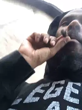 Snapshot of iAmNukka187 chatting on 12/21/24, 04:25 iAmNukka187 online show from 12/21/24, 04:25