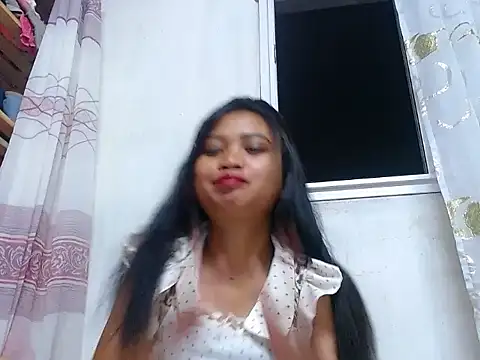 Princess Ariahsquirty online show from 02/04/25, 05:12