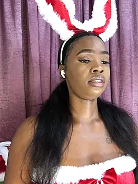 LuciousLips96 online show from 12/25/24, 07:46
