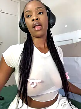 LuciousLips96 online show from 09/26/25, 09:35