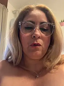 x elena x online show from 02/26/25, 09:32