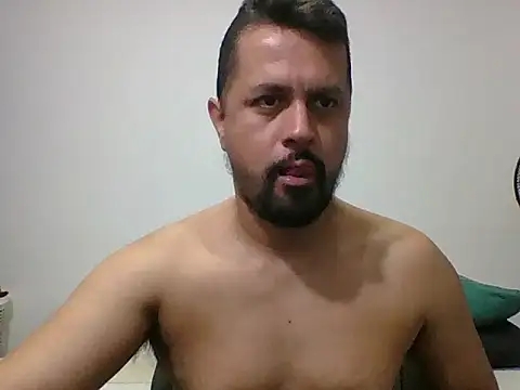 Snapshot of TRIISTAN_KING10 chatting on 11/15/25, 08:49 TRIISTAN KING10 online show from 11/15/25, 08:49