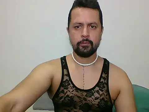 Snapshot of TRIISTAN_KING10 chatting on 02/19/26, 10:17 TRIISTAN KING10 online show from 02/19/26, 10:17
