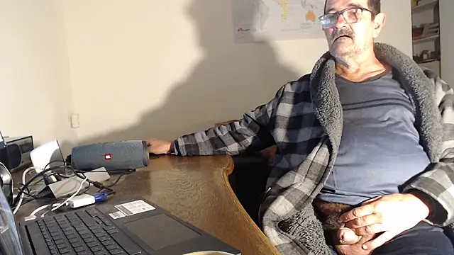 silvio-aus-luzern-CH online show from 10/23/25, 05:07