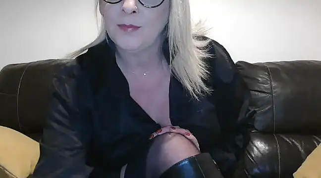 lilie69 online show from 02/02/25, 11:19