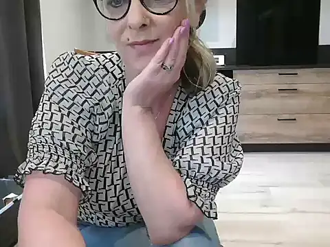 lilie69 online show from 02/25/25, 06:09