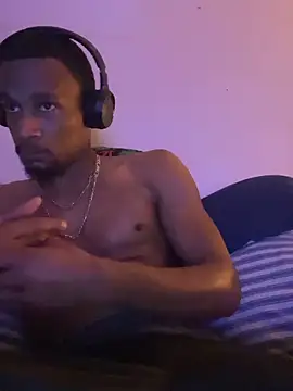 Tristris100 online show from 10/16/25, 04:02