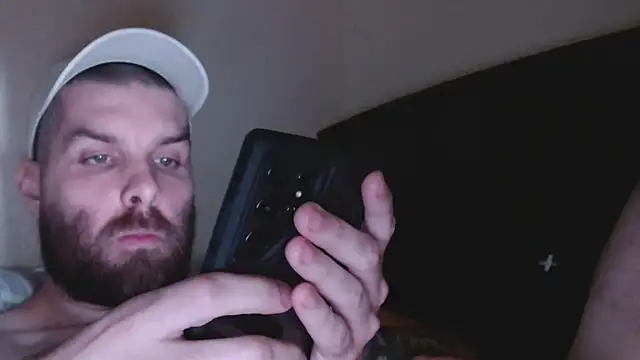 Snapshot of florida0217 chatting on 12/27/24, 06:42 florida0217 online show from 12/27/24, 06:42