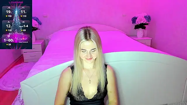 Snapshot of AnnaCarrera chatting on 12/10/24, 08:27 AnnaCarrera online show from 12/10/24, 08:27