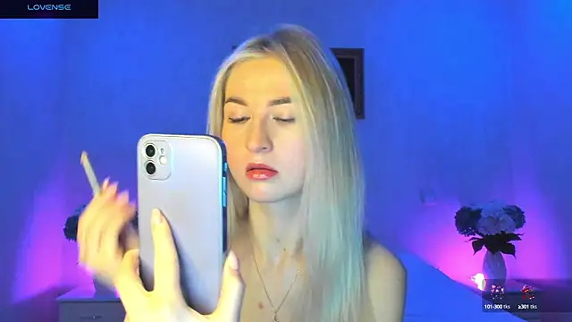 Snapshot of AnnaCarrera chatting on 12/24/24, 08:16 AnnaCarrera online show from 12/24/24, 08:16