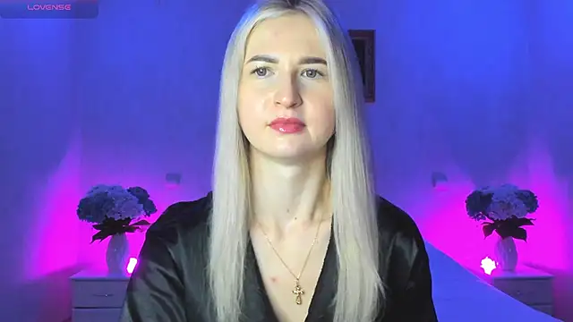 Snapshot of AnnaCarrera chatting on 12/26/24, 10:20 AnnaCarrera online show from 12/26/24, 10:20