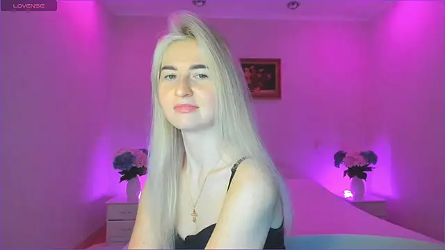 Snapshot of AnnaCarrera chatting on 01/08/25, 09:55 AnnaCarrera online show from 01/08/25, 09:55