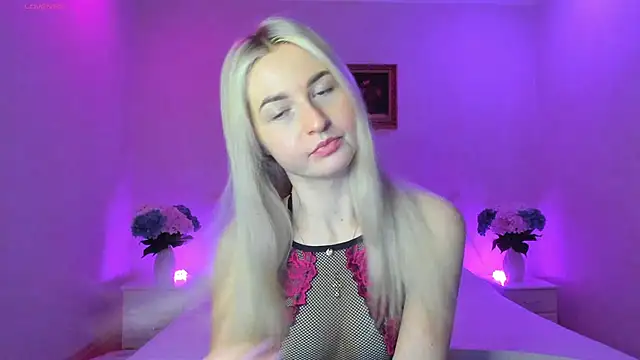 Snapshot of AnnaCarrera chatting on 01/15/25, 09:09 AnnaCarrera online show from 01/15/25, 09:09