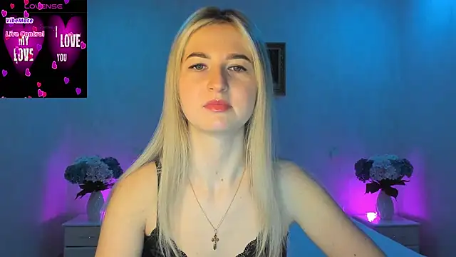 Snapshot of AnnaCarrera chatting on 02/18/25, 05:31 AnnaCarrera online show from 02/18/25, 05:31