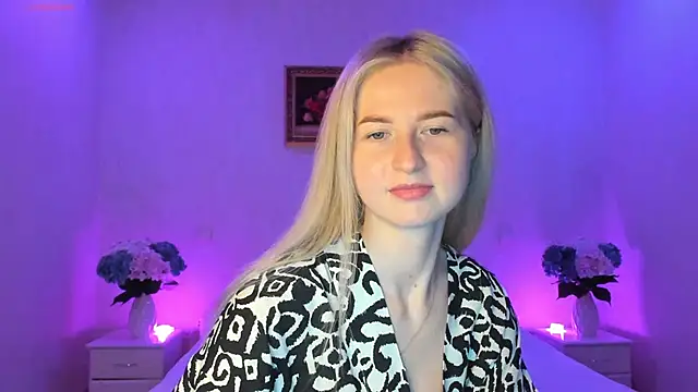 Snapshot of AnnaCarrera chatting on 03/16/25, 11:04 AnnaCarrera online show from 03/16/25, 11:04