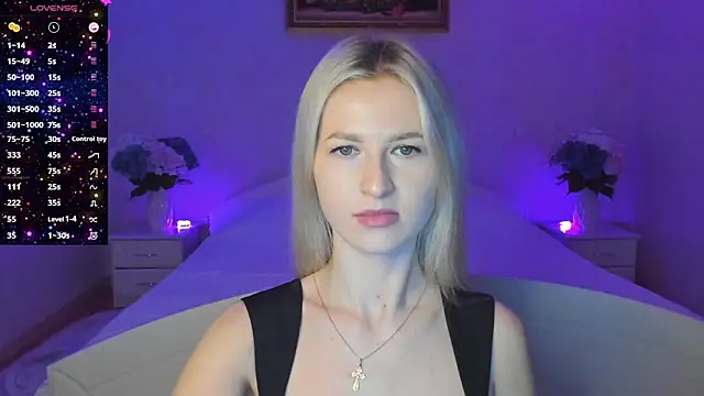 Snapshot of AnnaCarrera chatting on 11/24/25, 06:51 AnnaCarrera online show from 11/24/25, 06:51