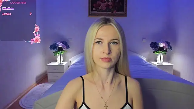 AnnaCarrera online show from 05/13/26, 06:27