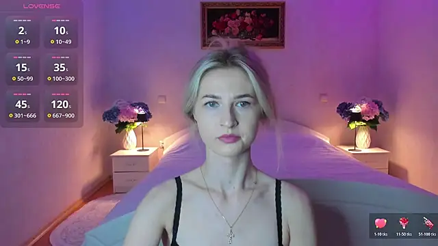 AnnaCarrera online show from 07/30/26, 08:30