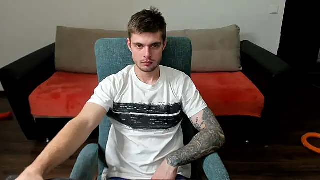 maks wolfis online show from 12/09/24, 04:05