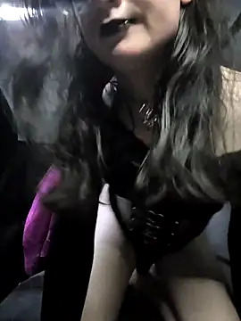 Snapshot of HotysimeHot1 chatting on 11/14/25, 11:13 HotysimeHot1 online show from 11/14/25, 11:13