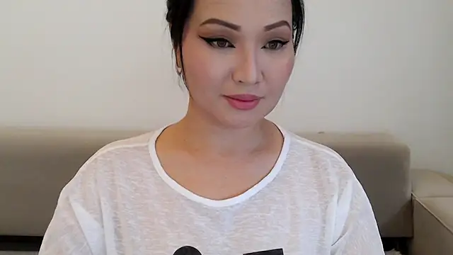 DanyMin online show from 11/04/25, 07:29