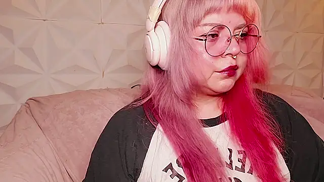 Satyn doll online show from 07/24/26, 11:58