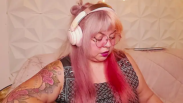 Satyn doll online show from 07/29/26, 11:47