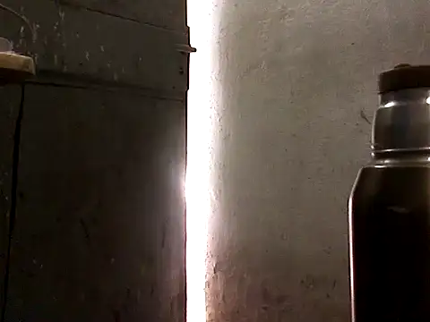 Snapshot of Silari1977 chatting on 12/03/25, 03:10 Silari1977 online show from 12/03/25, 03:10