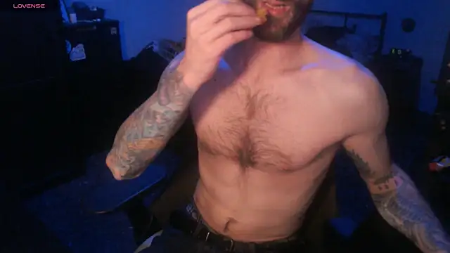 SexxxyLouis online show from 10/03/25, 06:27