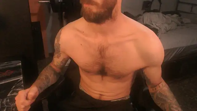 SexxxyLouis online show from 05/06/26, 07:13