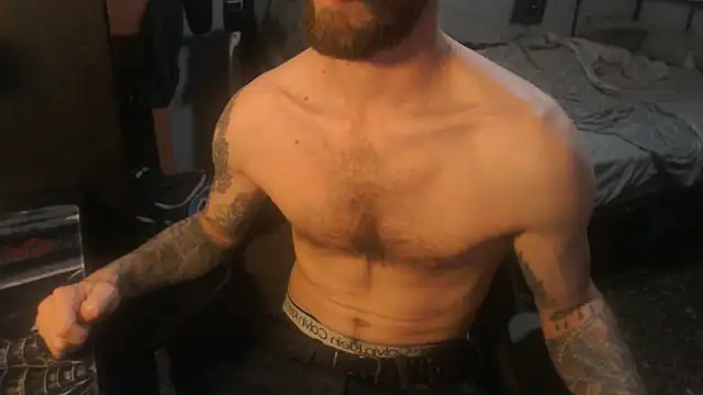 SexxxyLouis online show from 05/08/26, 07:30
