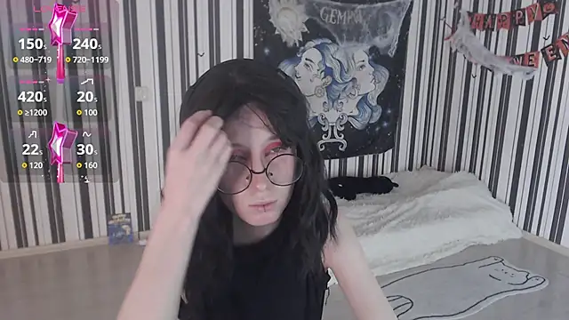  Hanna Moon  online show from 10/29/25, 11:56