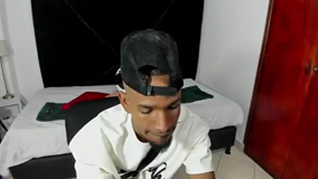 anhtony wayans online show from 10/18/25, 12:13