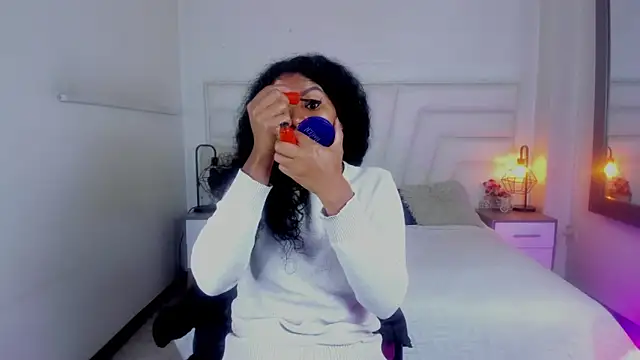 Ellie Alves online show from 02/05/25, 12:38