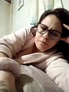 Snapshot of AyantiPonz79 chatting on 09/13/25, 02:55 AyantiPonz79 online show from 09/13/25, 02:55