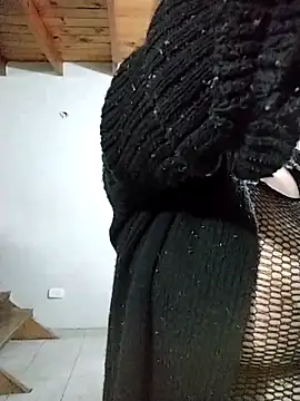 Snapshot of AyantiPonz79 chatting on 09/20/25, 06:20 AyantiPonz79 online show from 09/20/25, 06:20