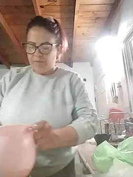 Snapshot of AyantiPonz79 chatting on 11/08/25, 04:07 AyantiPonz79 online show from 11/08/25, 04:07