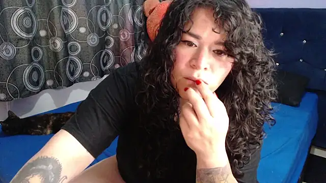 ANGELIQUE KLANE online show from 05/18/26, 04:02