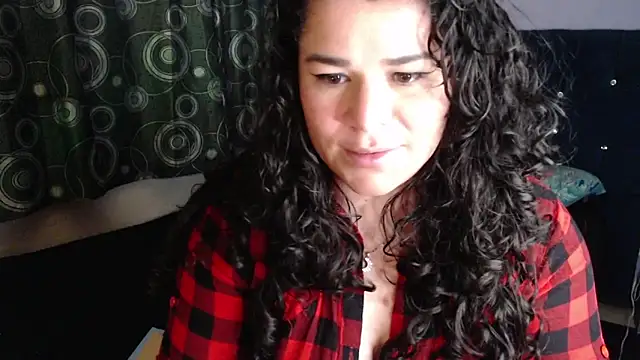 ANGELIQUE KLANE online show from 06/11/26, 12:32