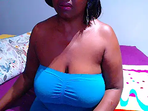 BootyliciousAssxxx online show from 12/04/24, 12:19